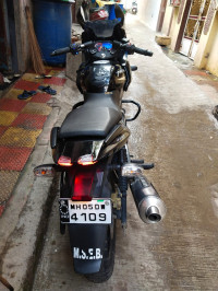 Bajaj Pulsar 220F