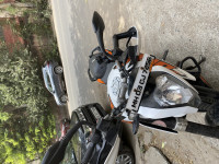 KTM Duke 200