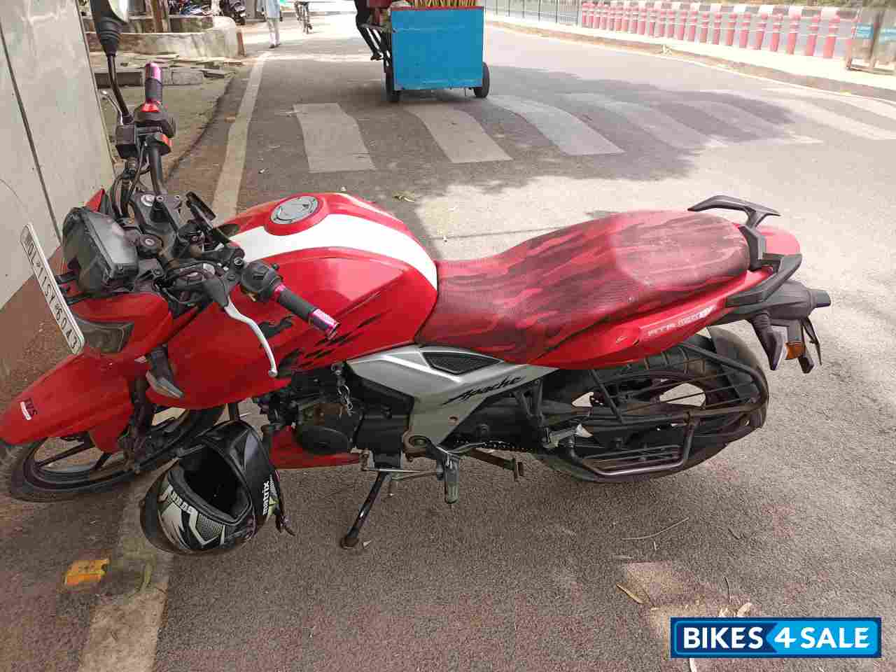 TVS Apache RTR 160 4V Special Edition