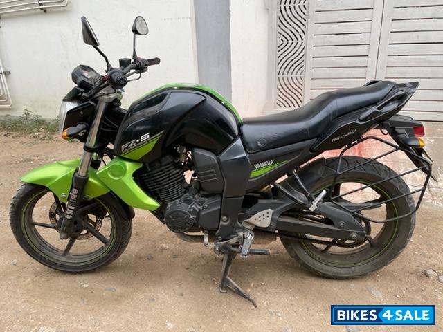 Yamaha FZ-S