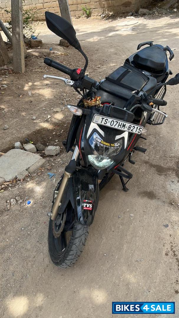 Mat Red Black TVS Apache RTR 200 4V 2020