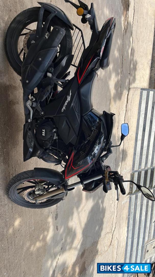 Mat Red Black TVS Apache RTR 200 4V 2020 Mat Red Black TVS Apache RTR 200 4V 2020