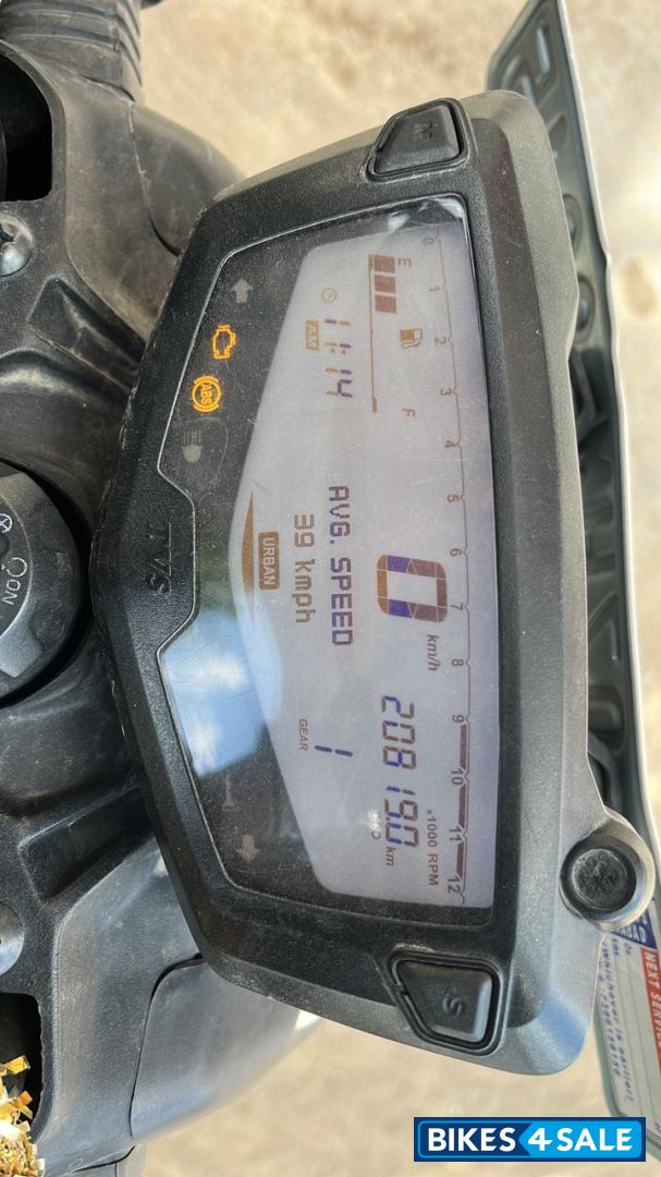 Mat Red Black TVS Apache RTR 200 4V 2020 Mat Red Black TVS Apache RTR 200 4V 2020