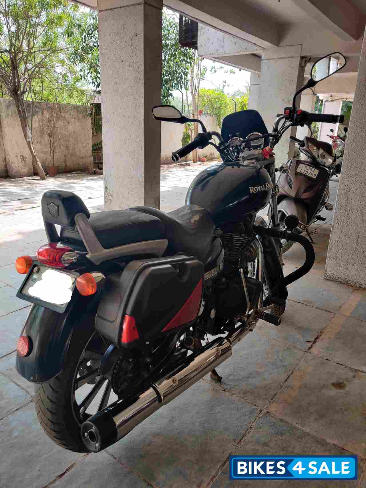 Stone Black Royal Enfield Thunderbird 350