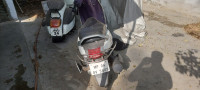 White Honda Activa i