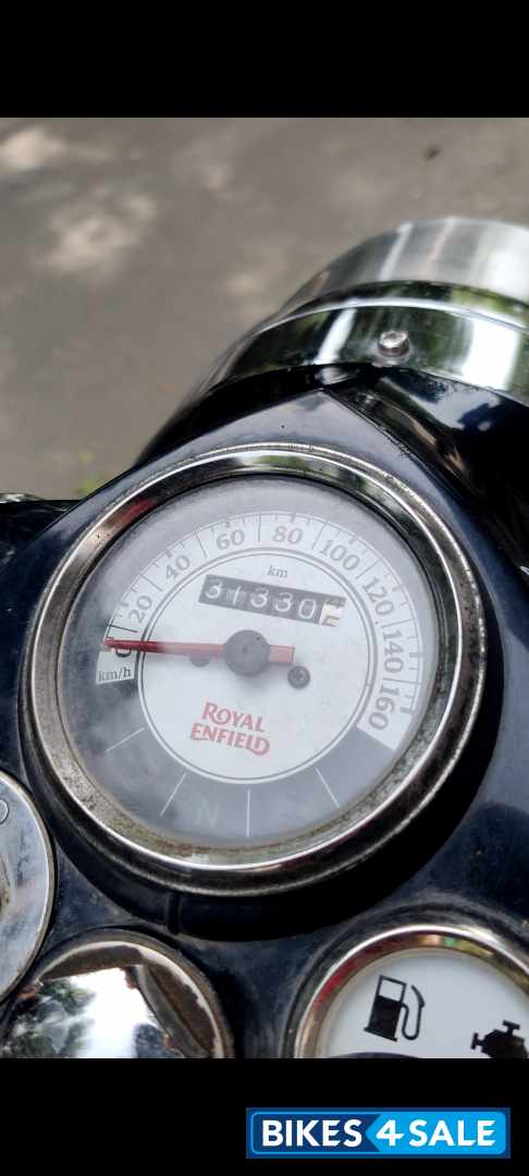 Silver Grey Royal Enfield Classic 500 Silver Grey Royal Enfield Classic 500