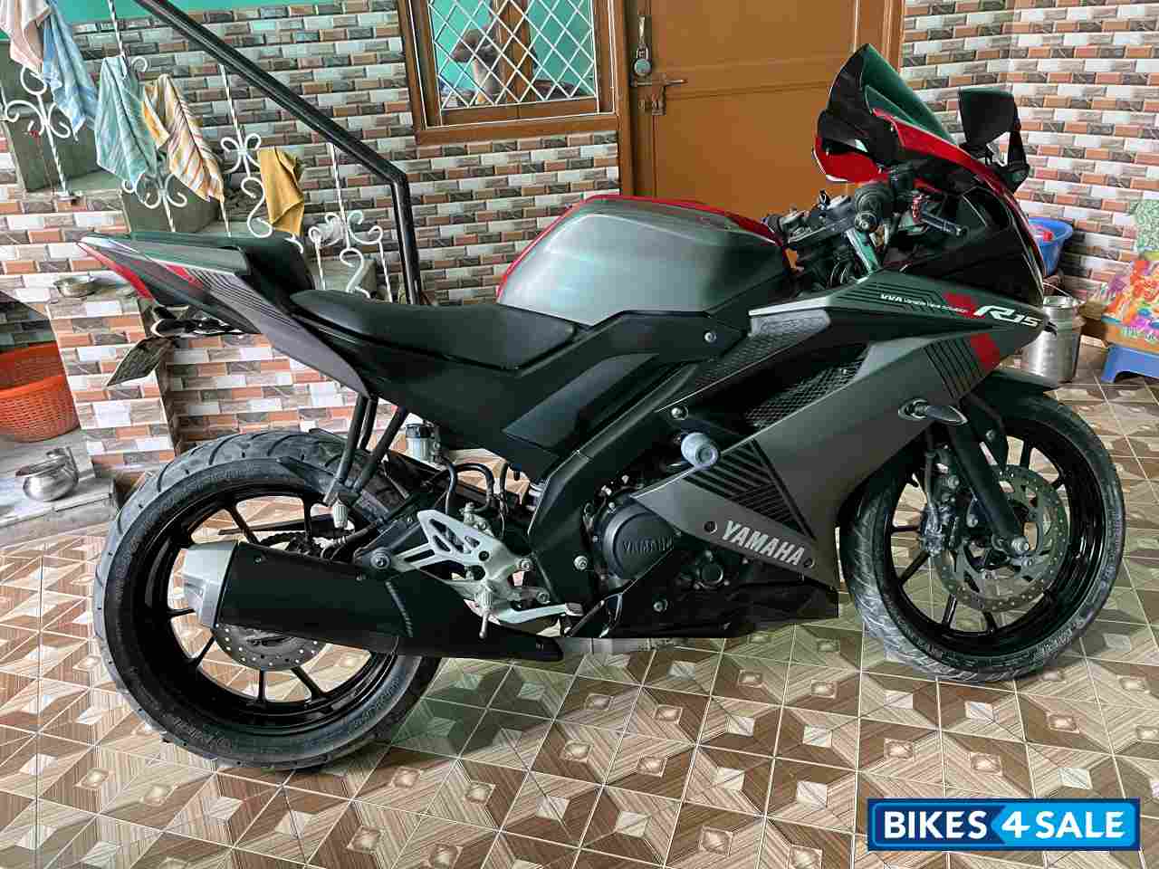 Red-gray Yamaha YZF R15 V3