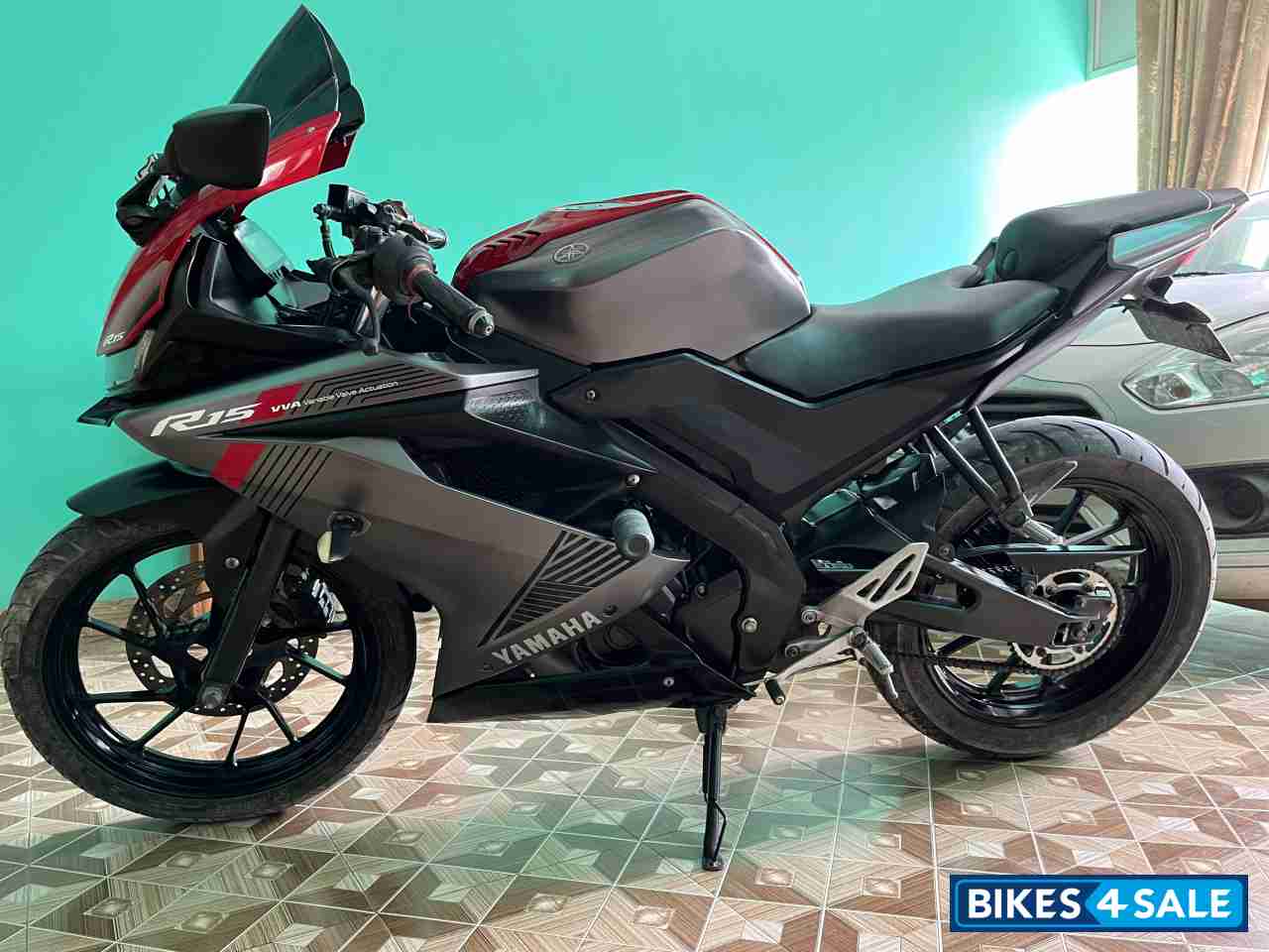 Red-gray Yamaha YZF R15 V3