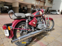 Maroon Royal Enfield Classic 350 BS VI