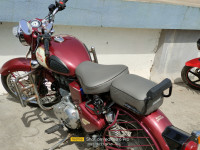 Maroon Royal Enfield Classic 350 BS VI