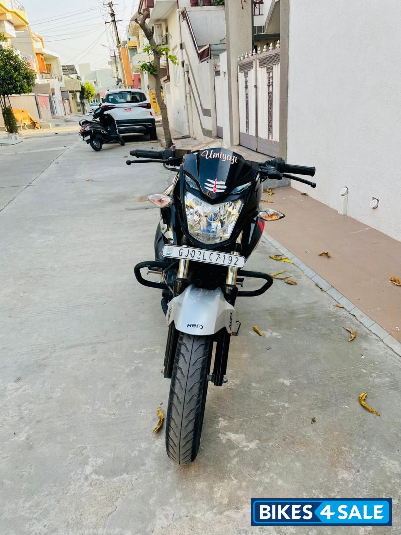 Black Silver Hero Xtreme 200R