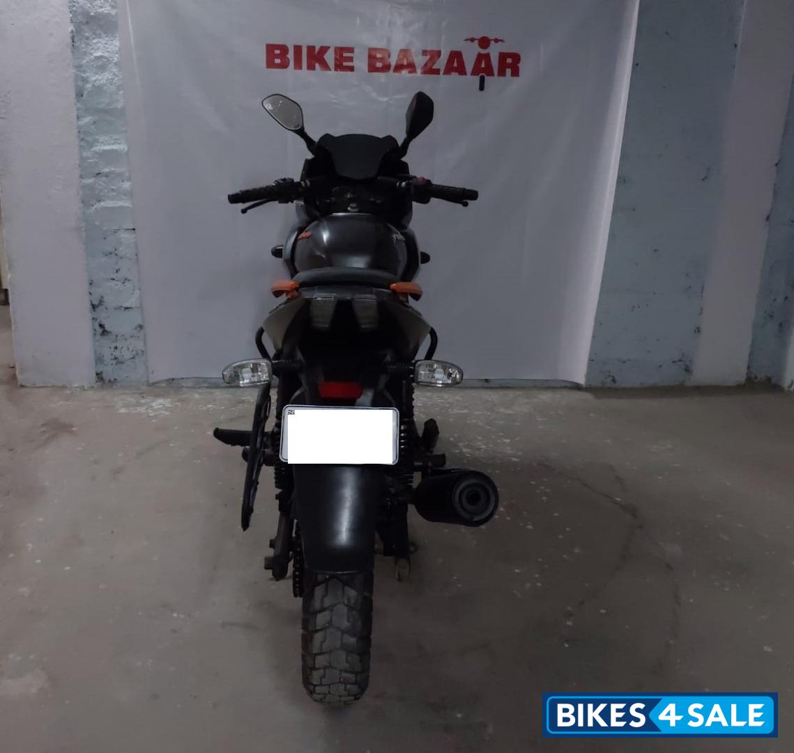 Bajaj Pulsar 180