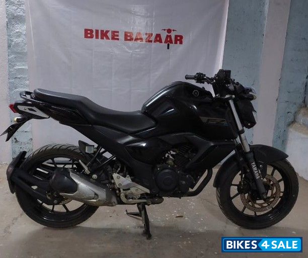 Yamaha FZ