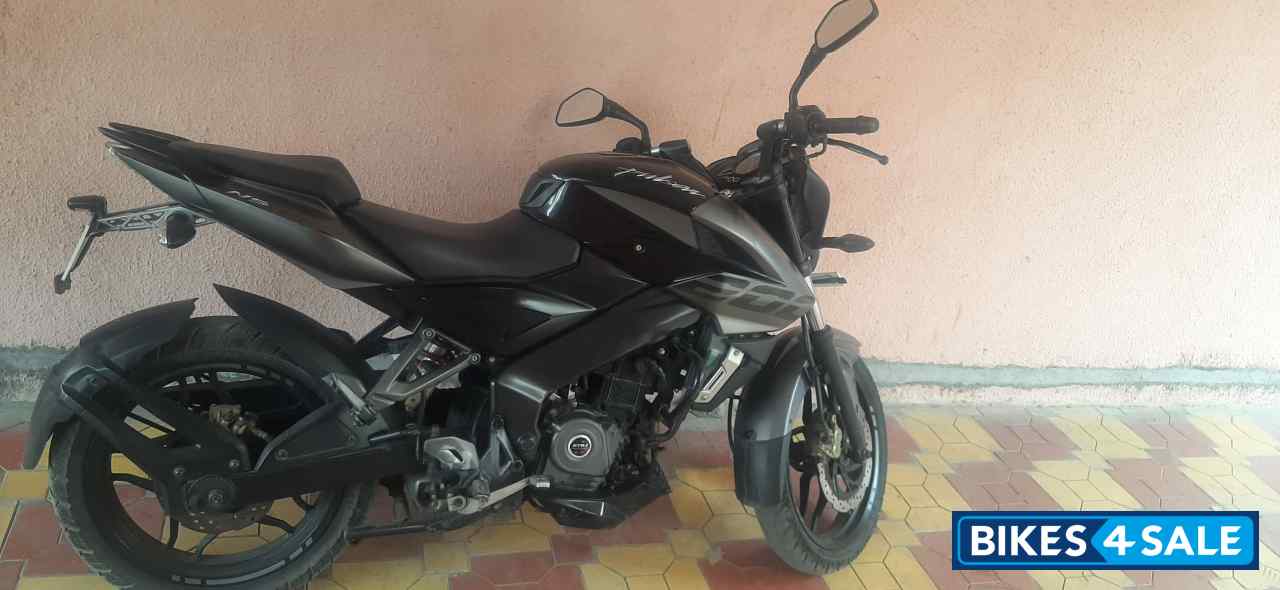 Bajaj Pulsar 200 NS