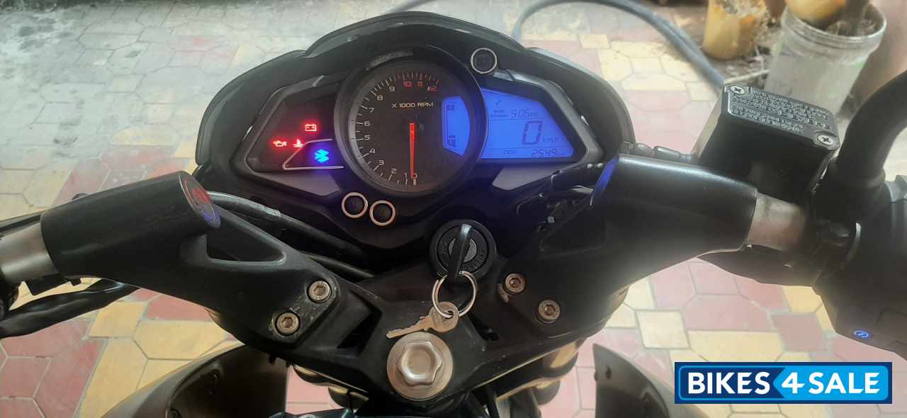 Bajaj Pulsar 200 NS Bajaj Pulsar 200 NS