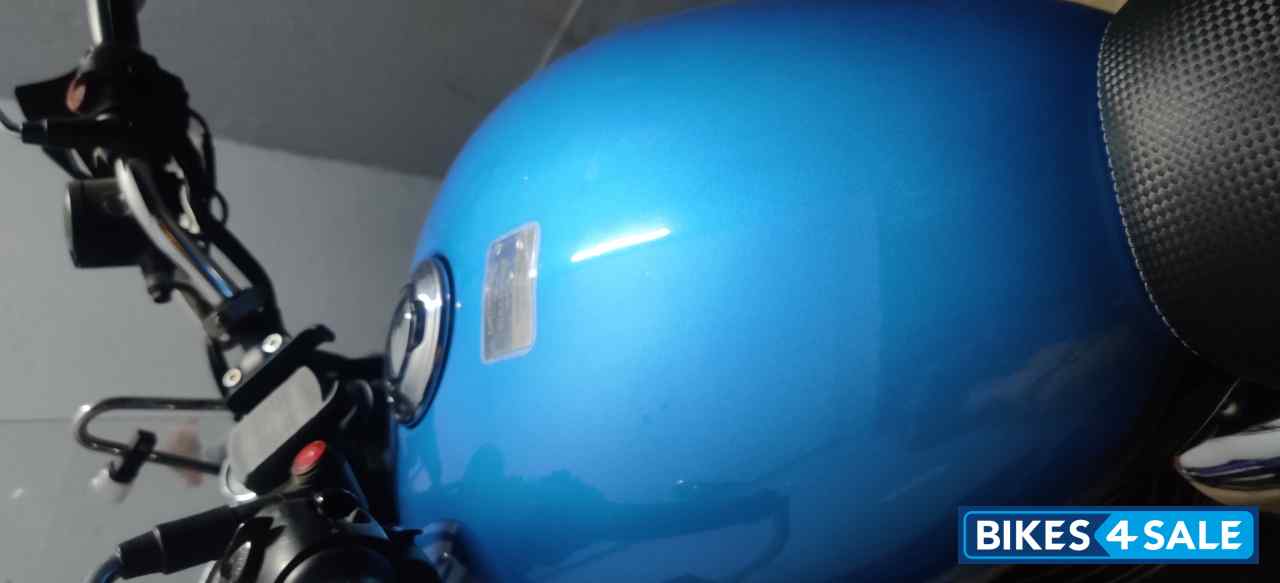 Royal Enfield Meteor 350 Supernova