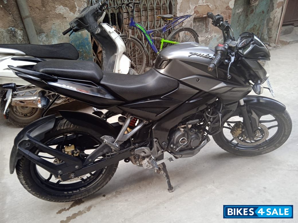 Bajaj Pulsar NS 160