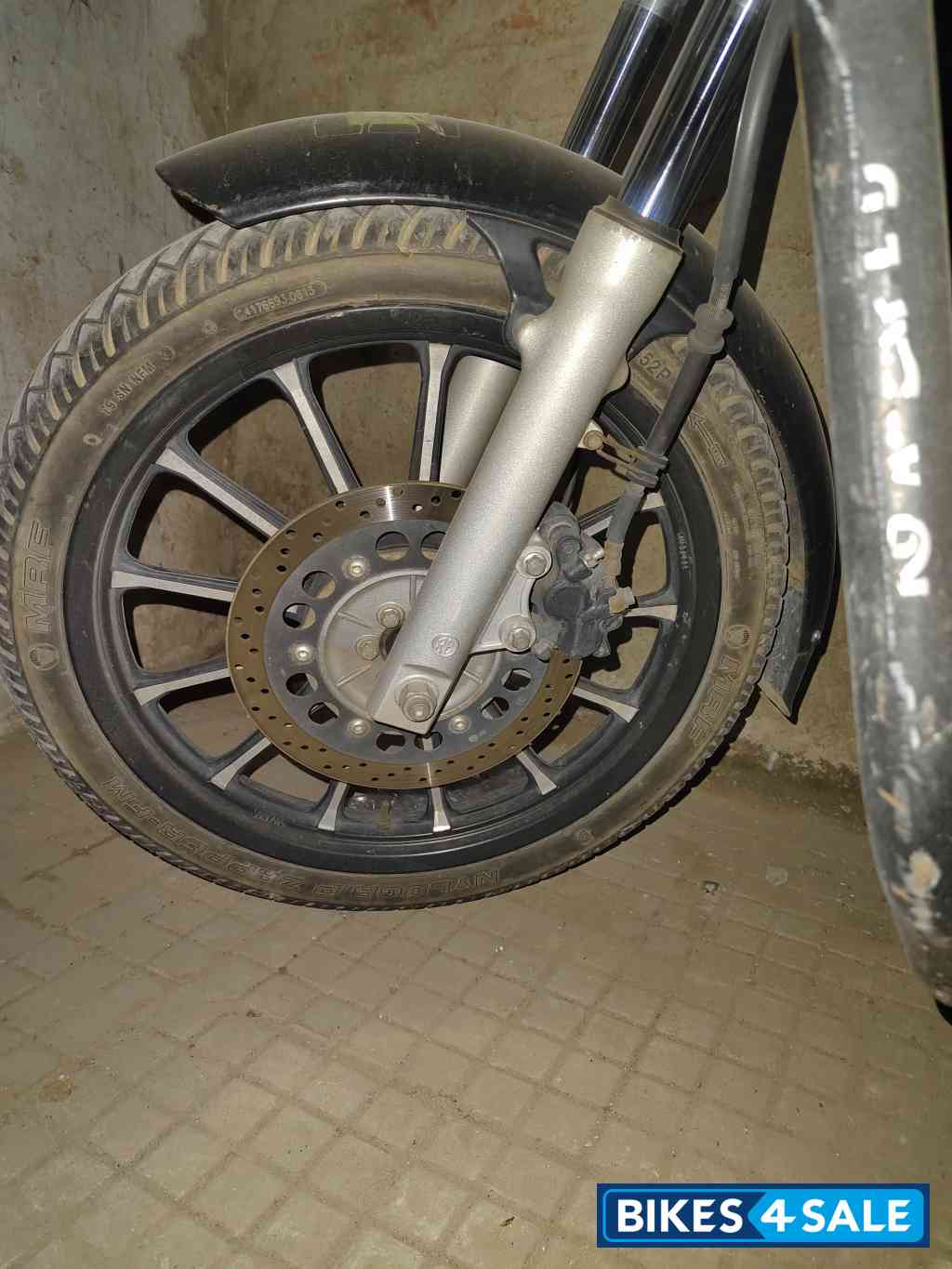 Black Royal Enfield Thunderbird 500