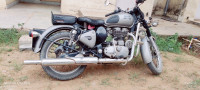 Gun Metal Gray Royal Enfield Classic 350