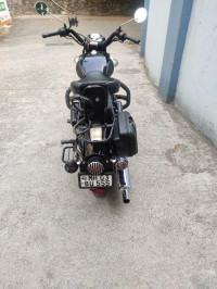 Black Royal Enfield Classic 500
