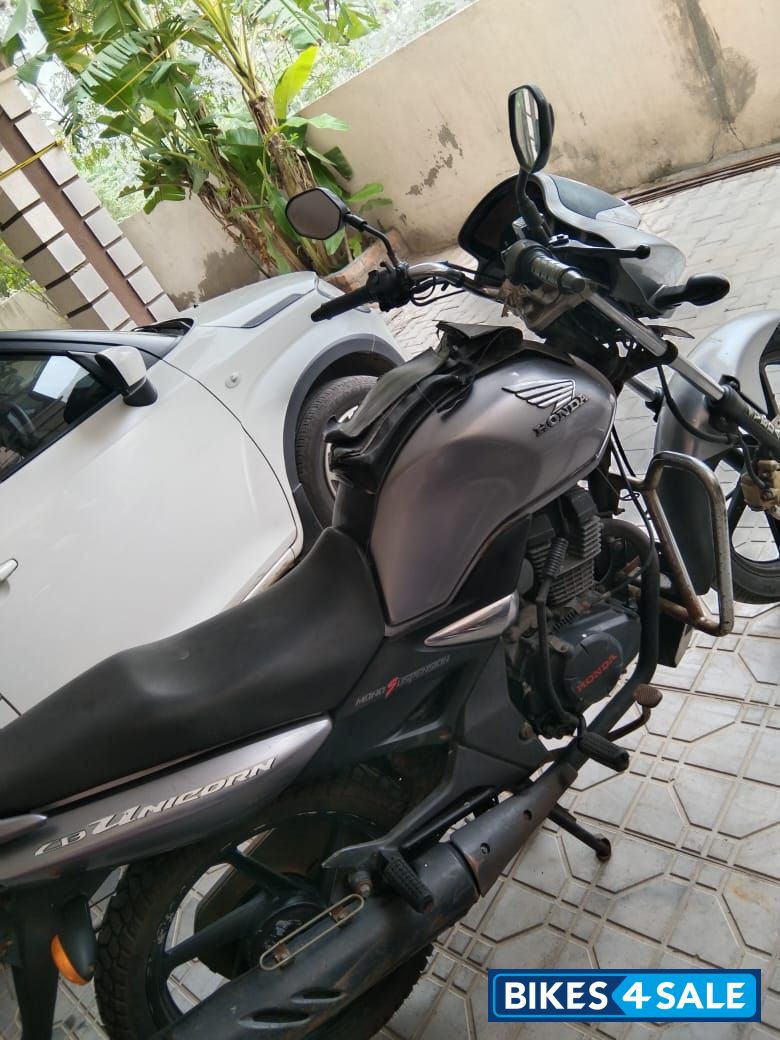 Honda Unicorn
