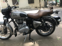 Gun Metal Gray Royal Enfield Classic Gunmetal Grey