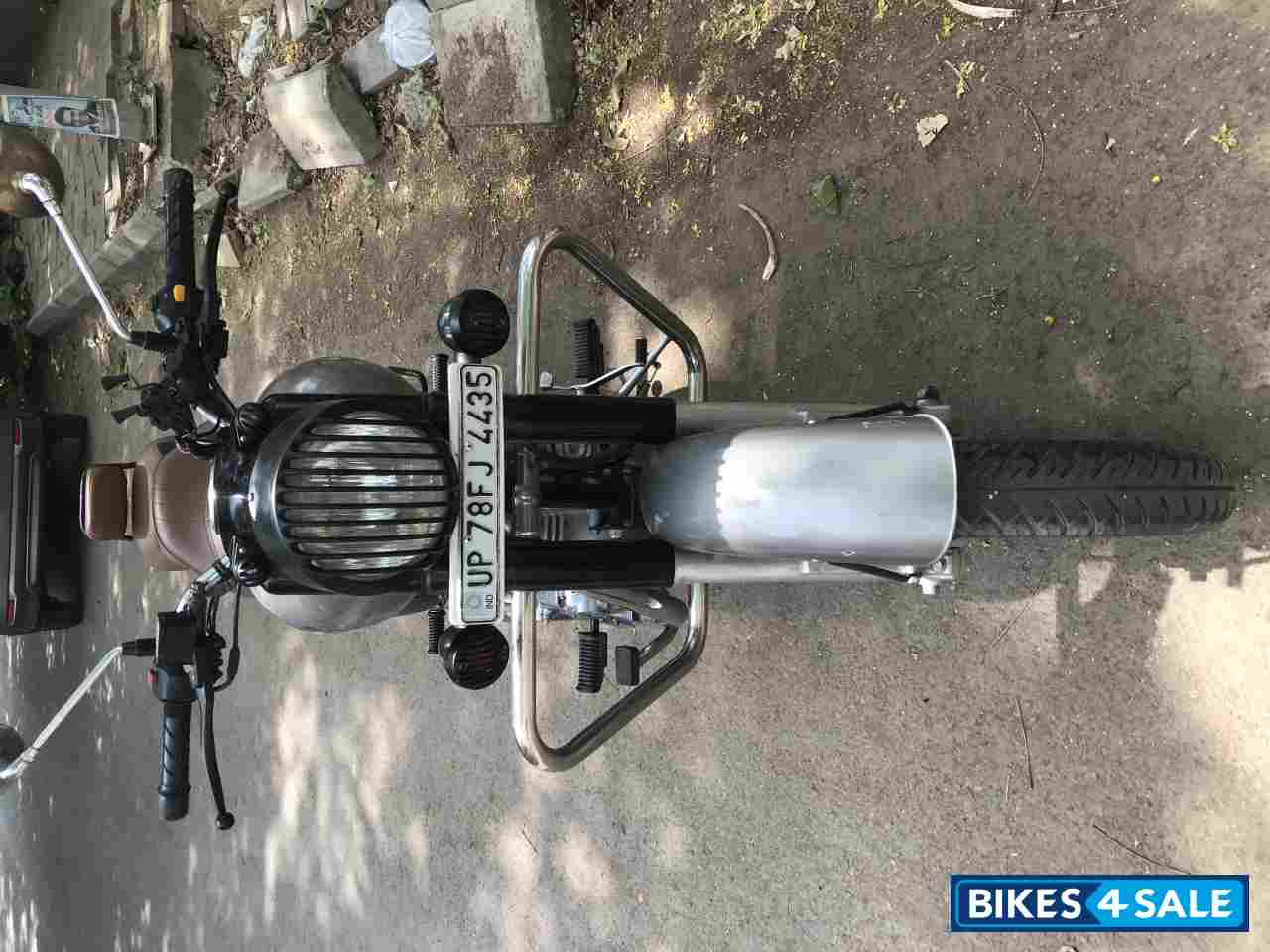 Gun Metal Gray Royal Enfield Classic Gunmetal Grey