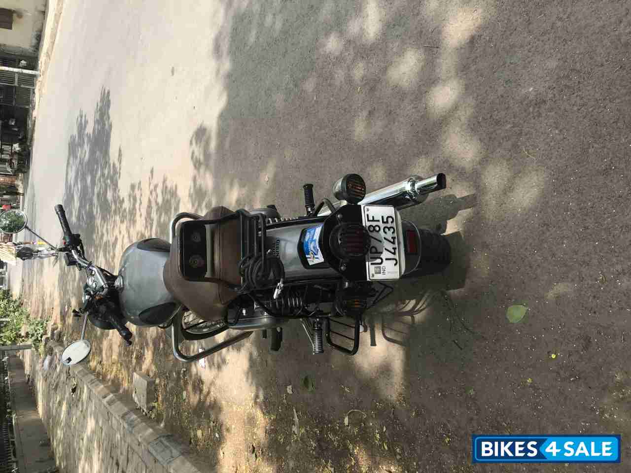 Gun Metal Gray Royal Enfield Classic Gunmetal Grey