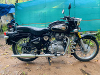Black Royal Enfield Bullet 350 Twinspark