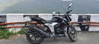Black TVS Apache RTR 160 4V BS6