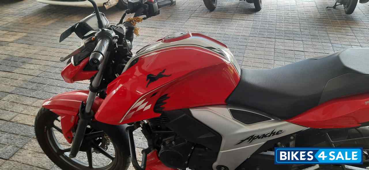Racing Red TVS Apache RTR 160 4V BS6