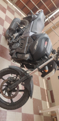 Black Yamaha FZ