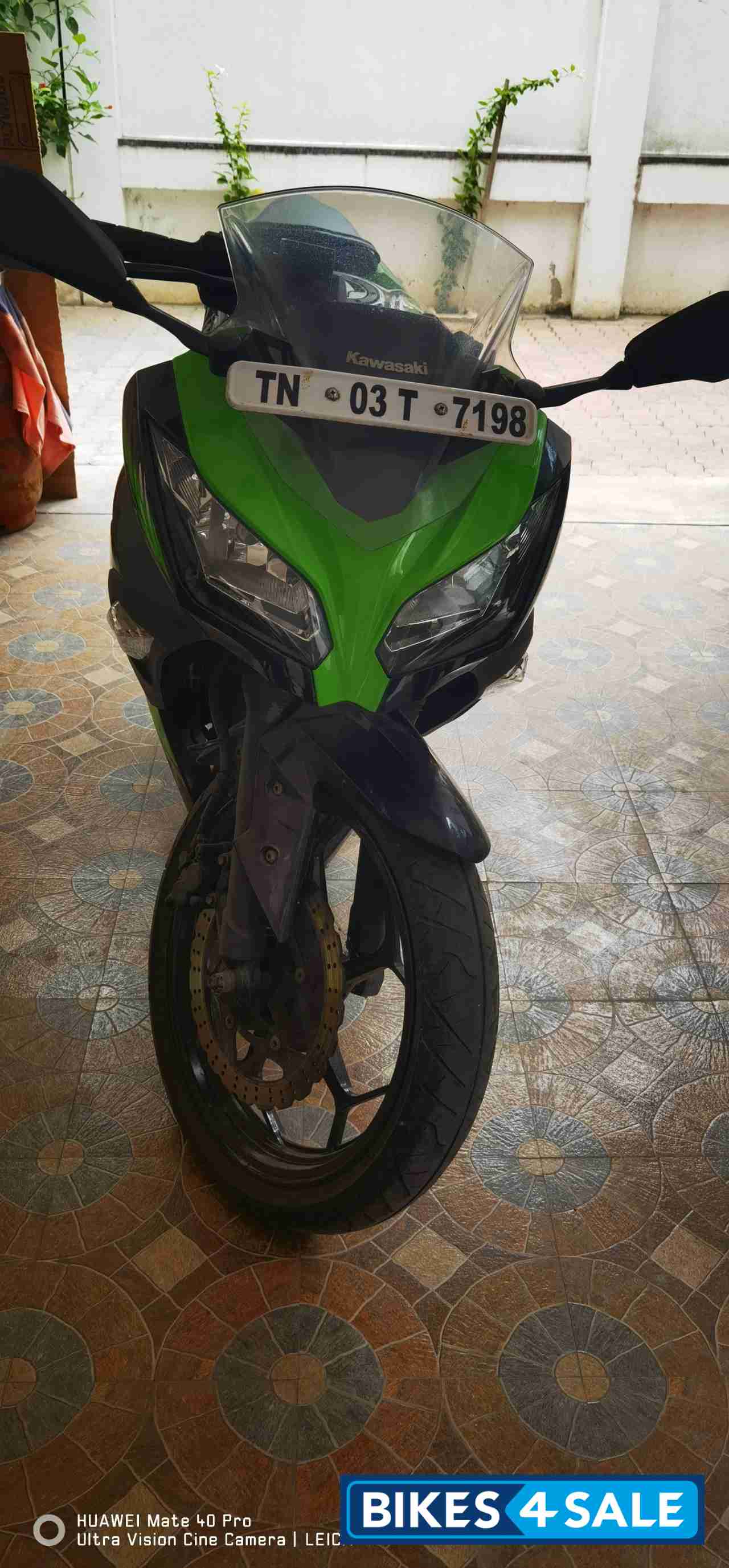 Kawasaki Ninja 300R