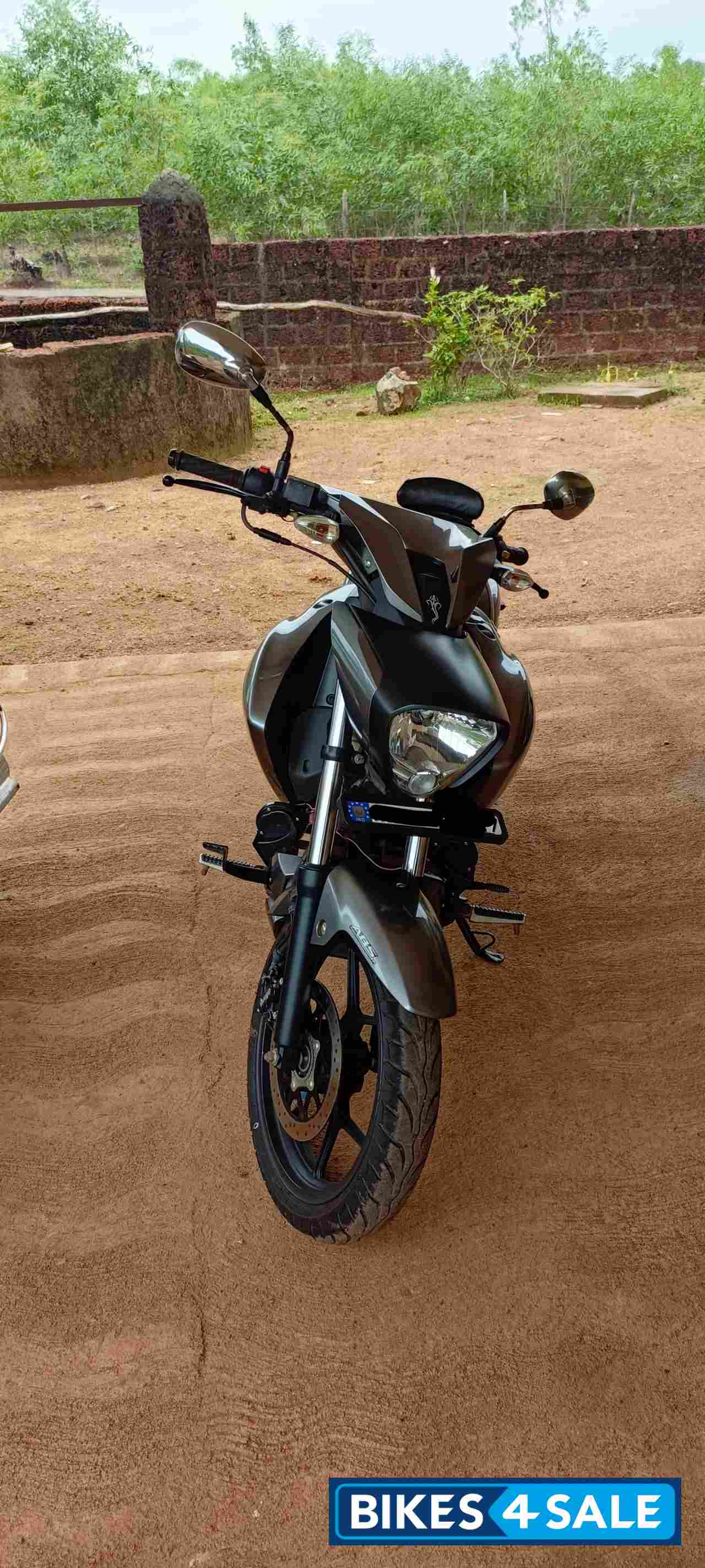 Suzuki Intruder 150