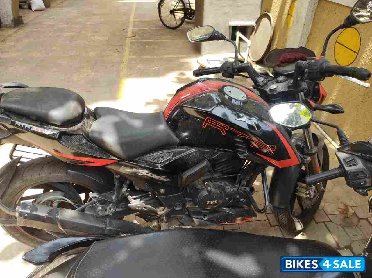 TVS Apache RTR 200 4V ABS Race Edition 2.0