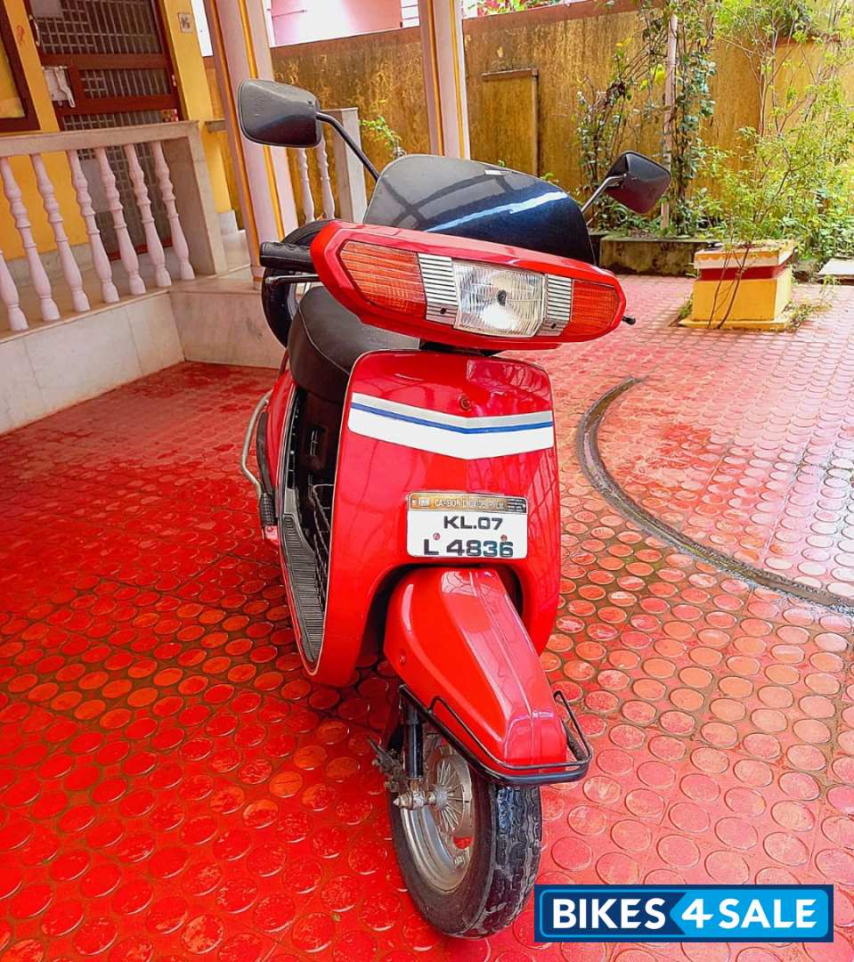 Red Kinetic Kinetic Honda