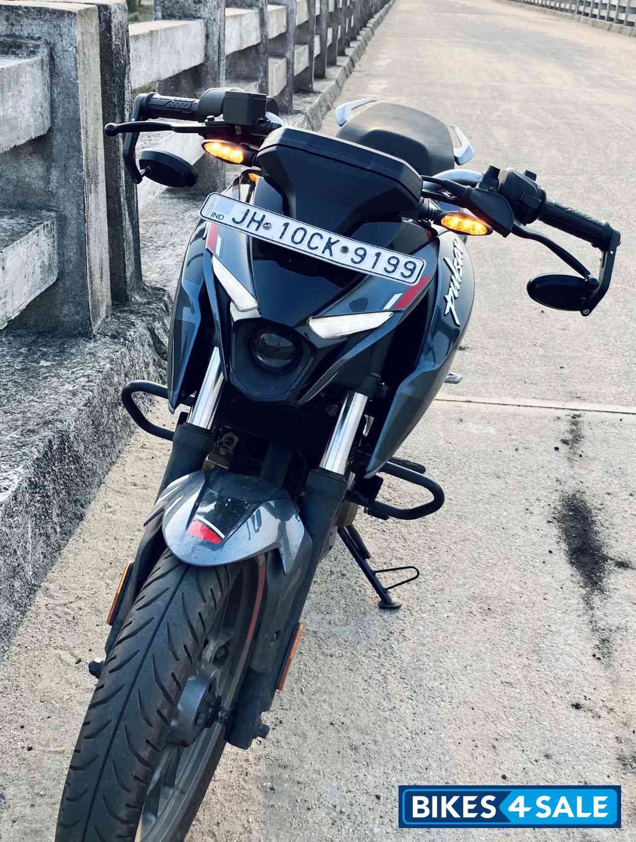 Bajaj Pulsar N250