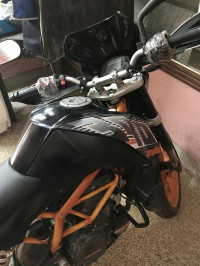 Black/orange KTM Duke 390