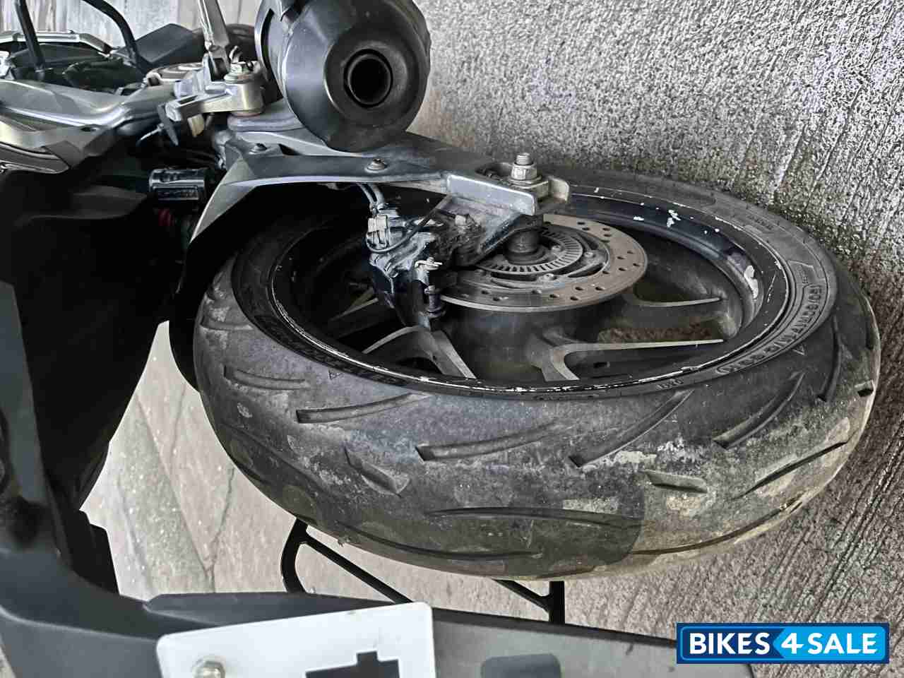 Bajaj Dominar 400 Disc