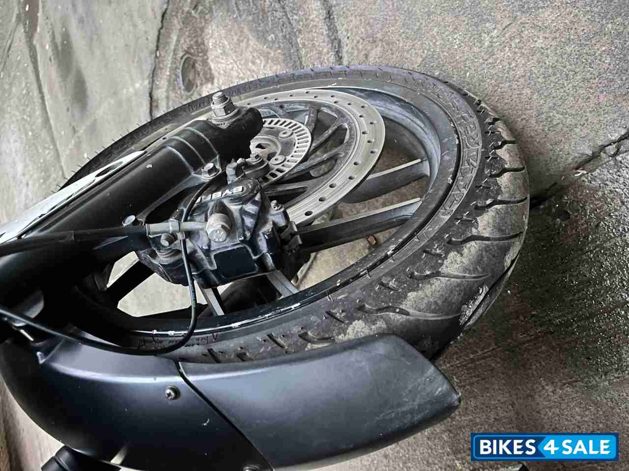 Bajaj Dominar 400 Disc