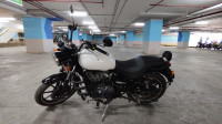 White Royal Enfield Thunderbird X 350