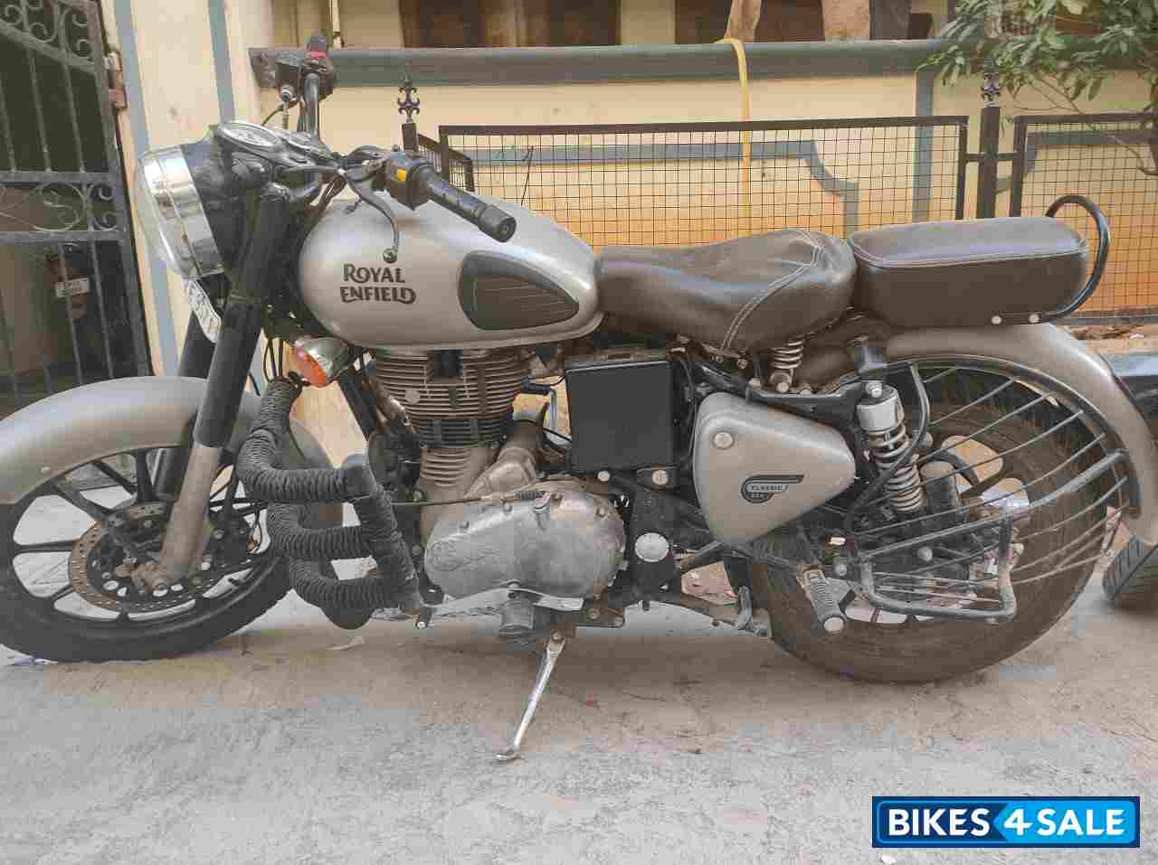 Royal Enfield Classic 350 Dual Channel BS6 Royal Enfield Classic 350 Dual Channel BS6