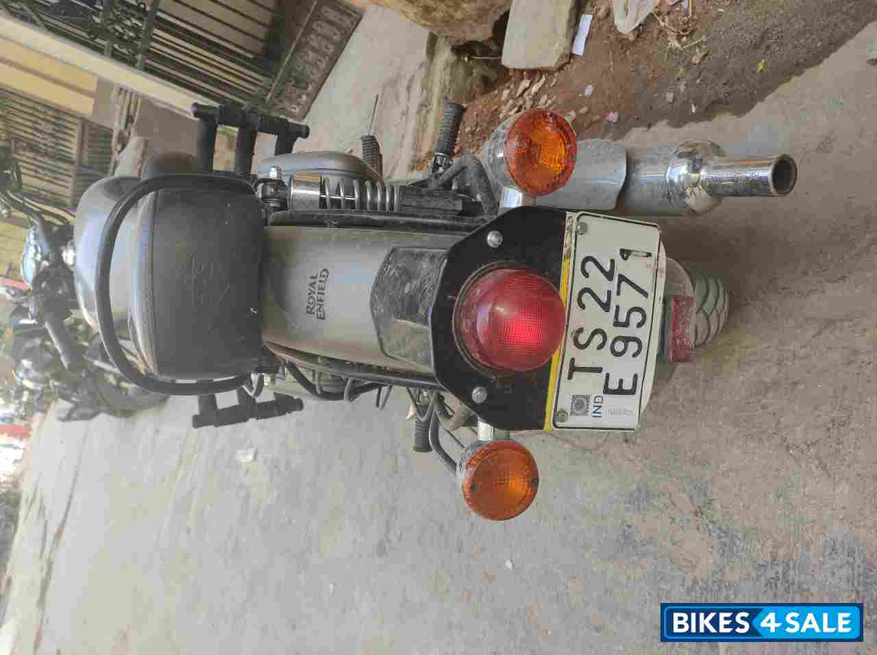 Royal Enfield Classic 350 Dual Channel BS6 Royal Enfield Classic 350 Dual Channel BS6