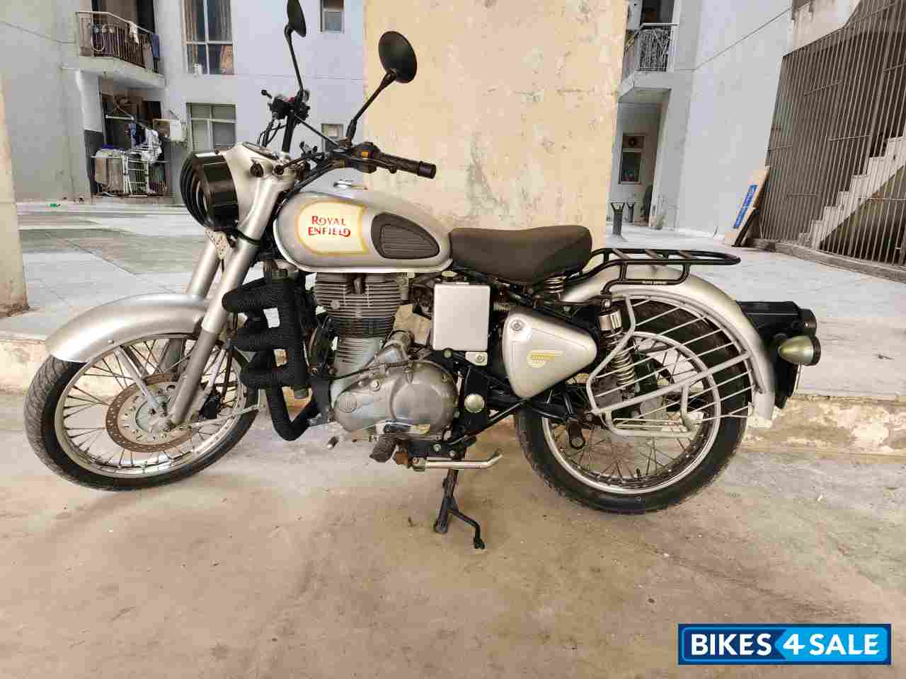 Silver Royal Enfield Classic 350