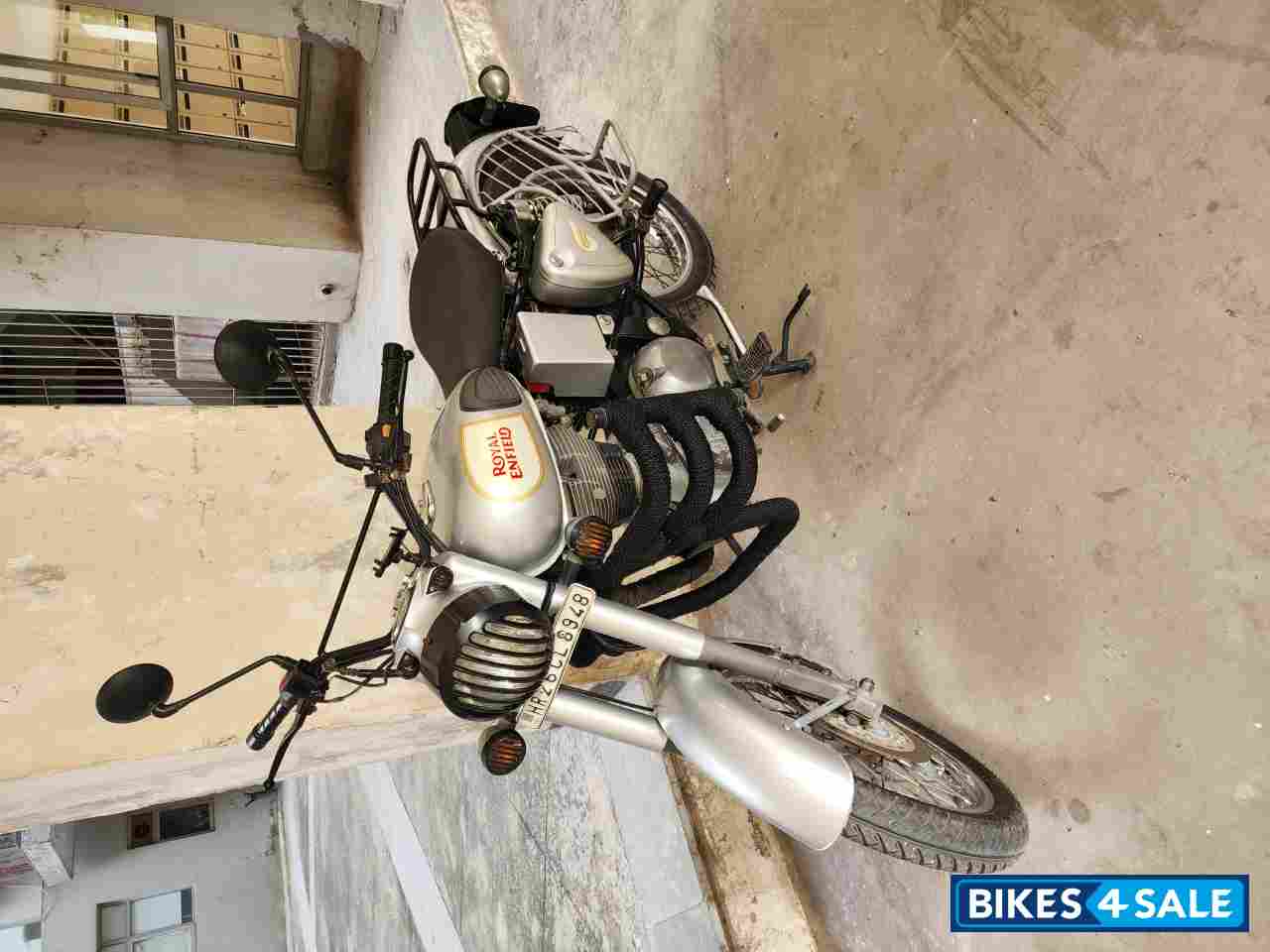 Silver Royal Enfield Classic 350