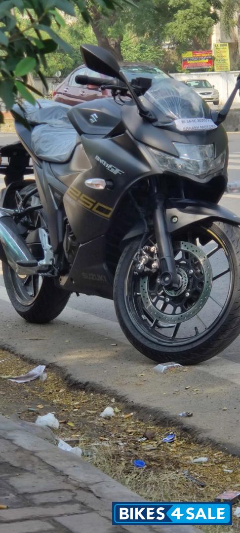 Suzuki Gixxer SF 250 BS6