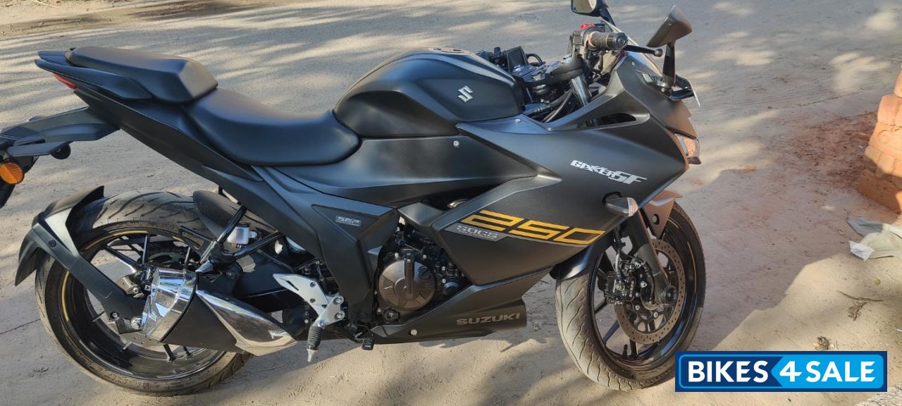 Suzuki Gixxer SF 250 BS6