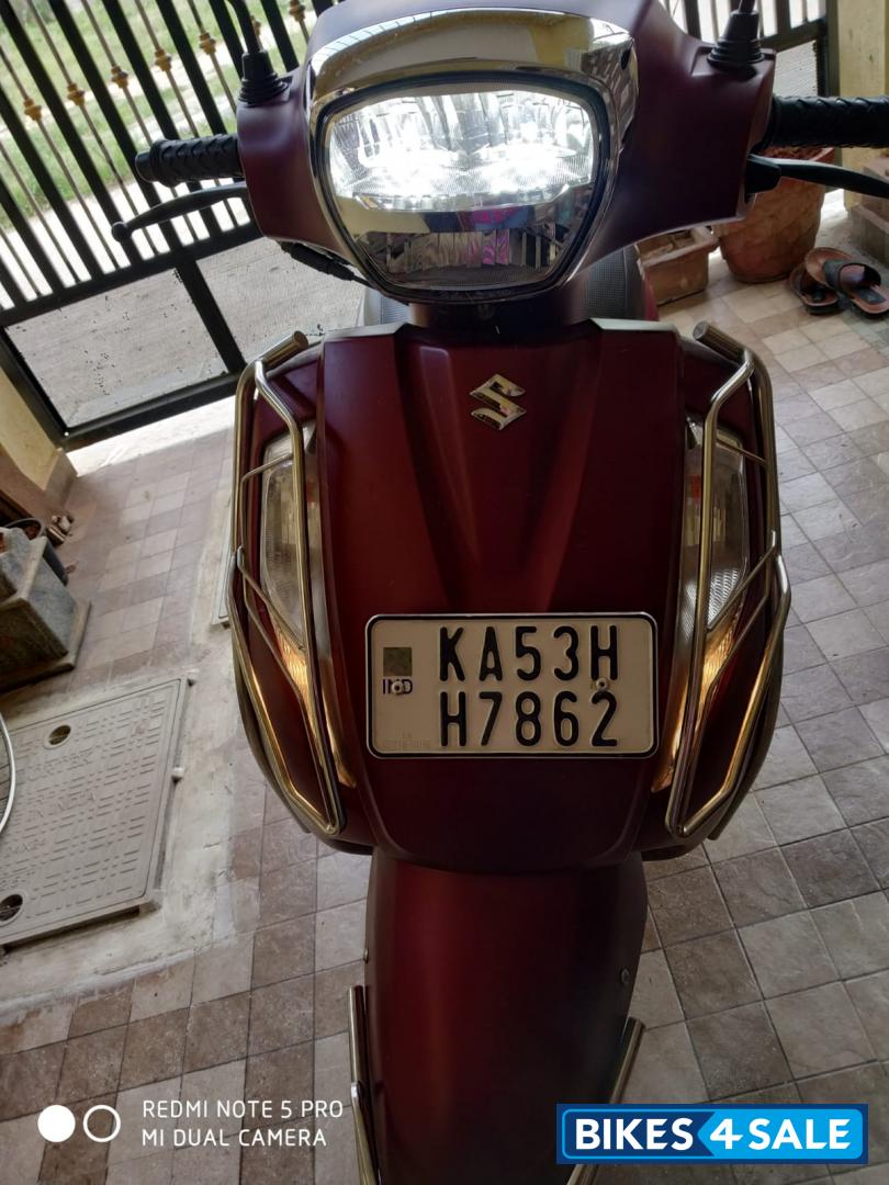 Mat Red Suzuki Access 125 BS6