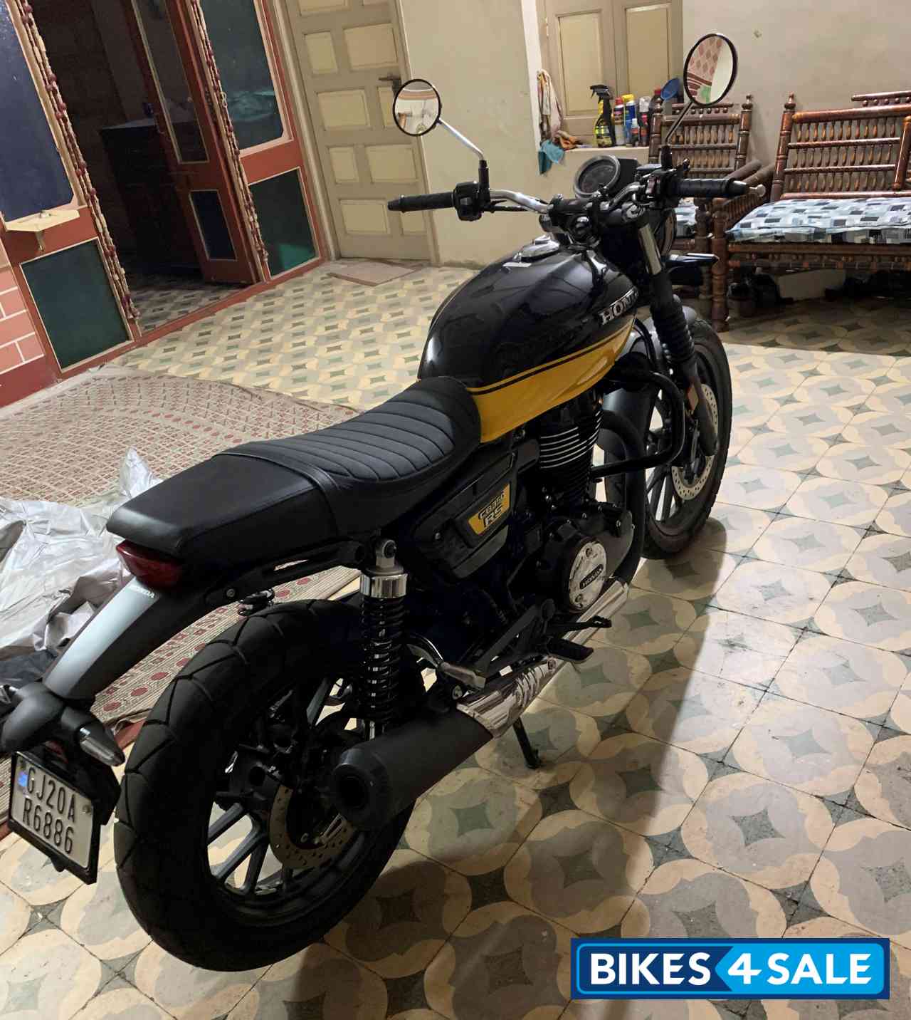 Black, Yellow Honda CB350RS