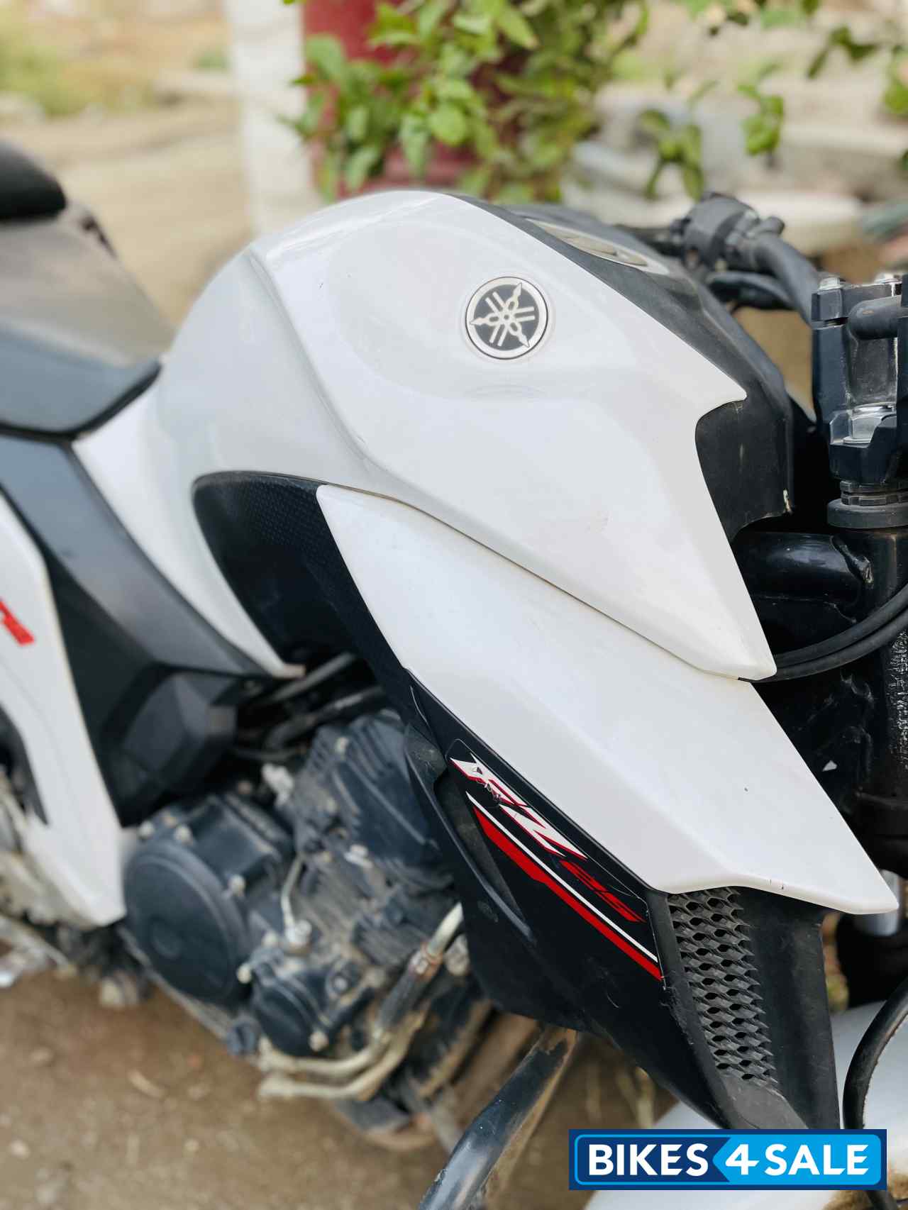 Yamaha FZ25